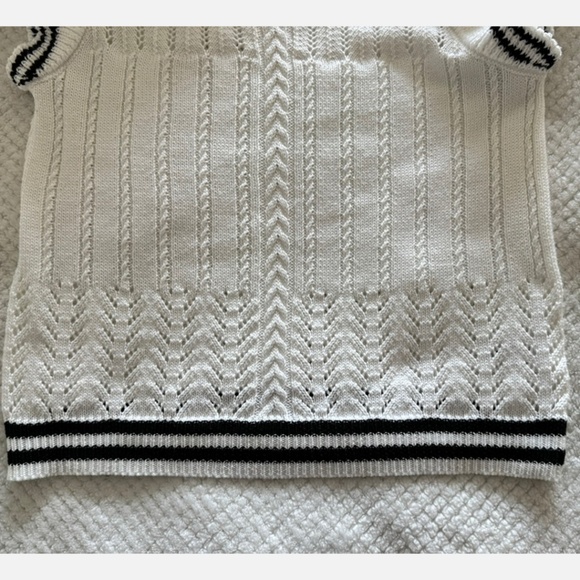 VIGOSS Textured Knit Flutter-Sleeve Top, Small white w/black stripes - Picture 6 of 8